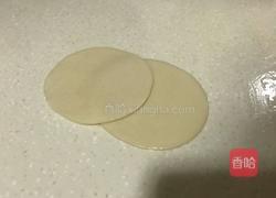 饺子皮馅饼的做法图解1