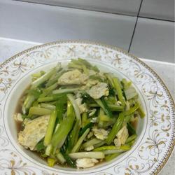 蒜苗炒鸡蛋的做法[图]