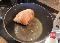 入口即化的红焖猪肘的做法图解1