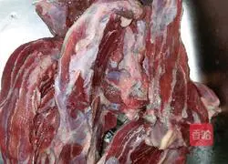 Illustration of how to make soy beef 1