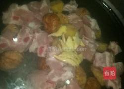 板栗排骨汤的做法图解6