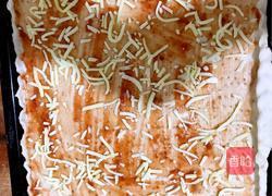 香肠披萨的做法图解3