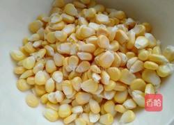 玉米彩蔬的做法图解1