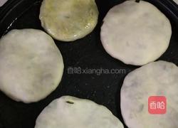 韭菜鸡蛋馅饼的做法图解11