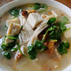 金针菇豆腐汤的做法[图]