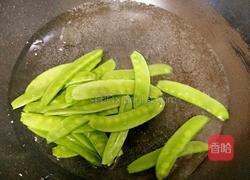 荷兰豆炒腊肠的做法图解5