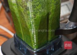 炒饭界的小清新!这道颜值突破天际的翡翠炒饭能把我的魂都勾走!的做法图解5