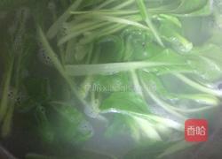 酸菜肉丝面的做法图解3