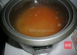胡萝卜小米粥的做法图解3