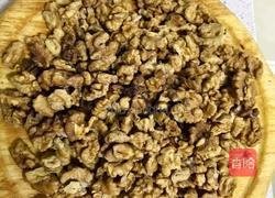 盐焗核桃仁的做法图解6