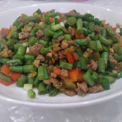 肉末酸菜炒豆角的做法[图]