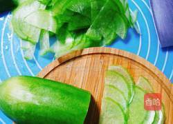 爽口萝卜花的做法图解1