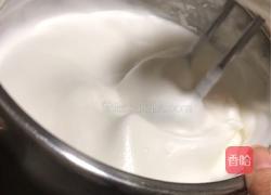 戚风蛋糕的做法图解5