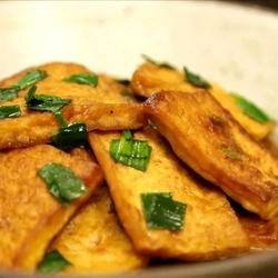 蒜苗煎豆腐的做法[图]