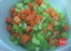 凉拌西芹花生的做法图解11