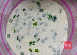 煎葱花饼（饺子皮利用起来）的做法图解10
