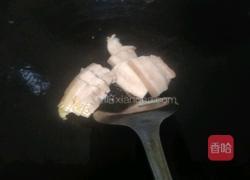 白萝卜香干炒五花肉的做法图解6