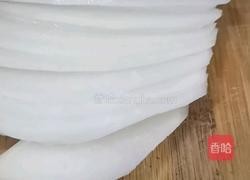 凉拌萝卜丝的做法图解1