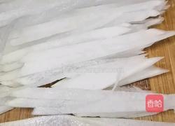 凉拌萝卜丝的做法图解2