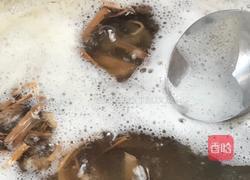 猪肘子炖笋干的做法图解8