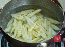 竹笋炒肉片的做法图解5