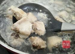 板栗烧鸡翅的做法图解3
