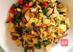 香菇炒鸡蛋的做法图解3