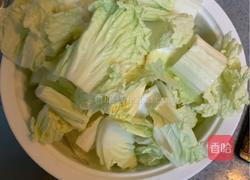 白菜炖冻豆腐的做法图解1