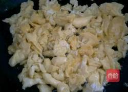 豆干蒜薹炒鸡蛋的做法图解4