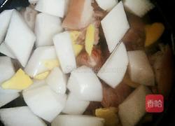 猪脚炖萝卜的做法图解13