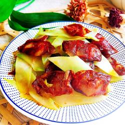 青笋炒腊肠的做法[图]