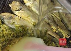 雪菜煎黄鱼的做法图解8