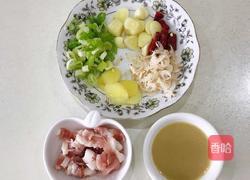 手掰豆腐白菜汤的做法图解1