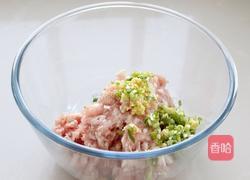 猪肉三鲜馅水饺的做法图解3