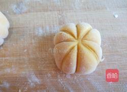 新文美食 南瓜玫瑰细沙包的做法图解17