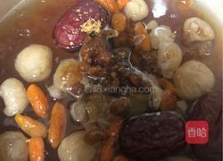 桂圆红枣桃胶糖水的做法图解5