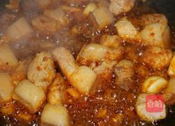 红烧肉炖土豆的做法图解6