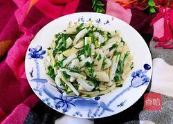 荠菜冬笋炒年糕的做法图解1