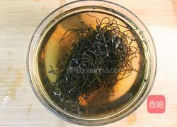 四川—核桃花炒腊肉的做法图解1