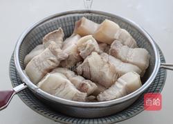 红烧肉炖土豆的做法图解3