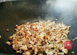 辣子肉的做法图解3