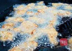 Illustration of how to make five-spice vinegar pork 3