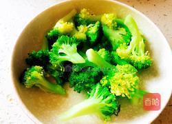 西兰花炒蛋的做法图解4