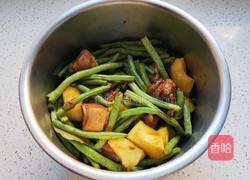 排骨炖豆角土豆的做法图解8