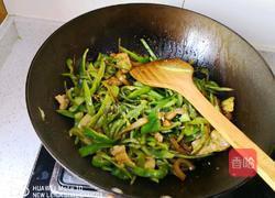 懒人必备之螺丝椒炒肉片（丝）的做法图解6