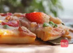 Illustration of how to make shrimp and strawberry pizza 1