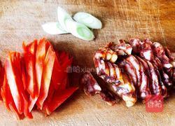 芹菜炒腊肉的做法图解3