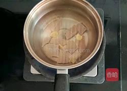 芹菜猪肝粥 (宝宝辅食)的做法图解4