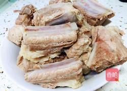 排骨粉条炖蘑菇的做法图解4