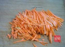 豆腐皮素菜卷的做法图解2